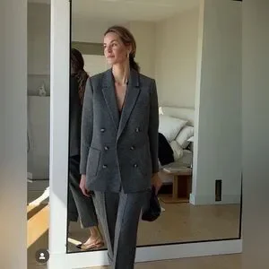 新品タグ付き　SÉZANE テーラードジャケット サイズ34 グレー 新品タグ付き SÉZANE テーラードジャケット サイズ34 グレー